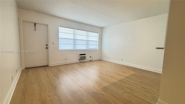 Building Photo - 62 Andover C