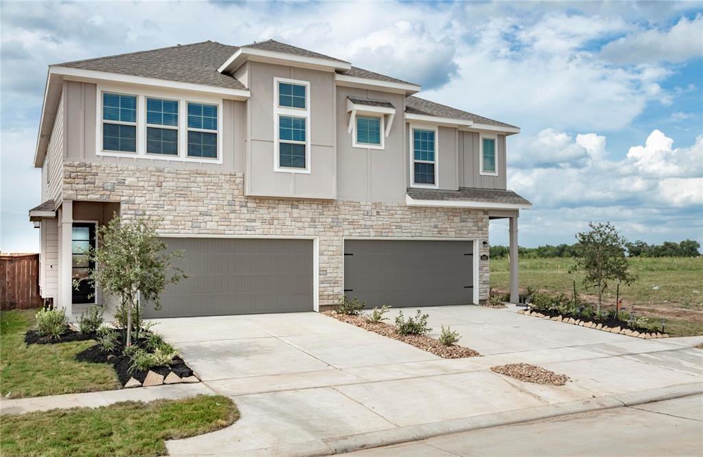 4059 Champlain Wy, Rosharon, TX 77583 Condo for Rent in Rosharon, TX