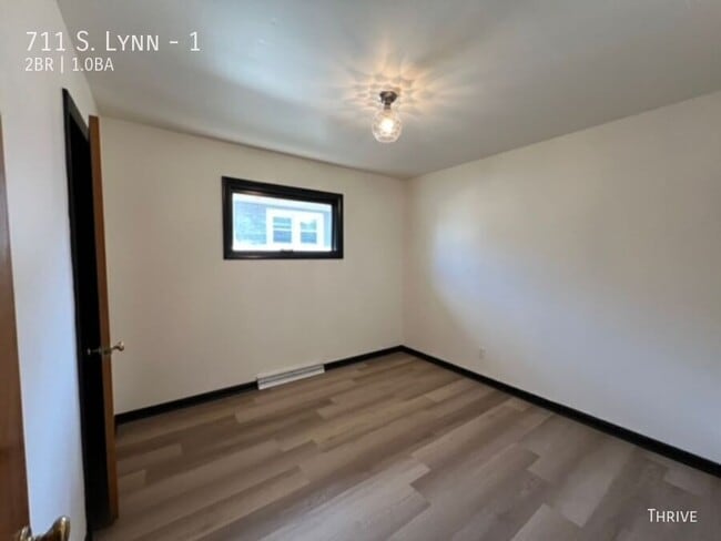 Building Photo - 711 S. Lynn-1