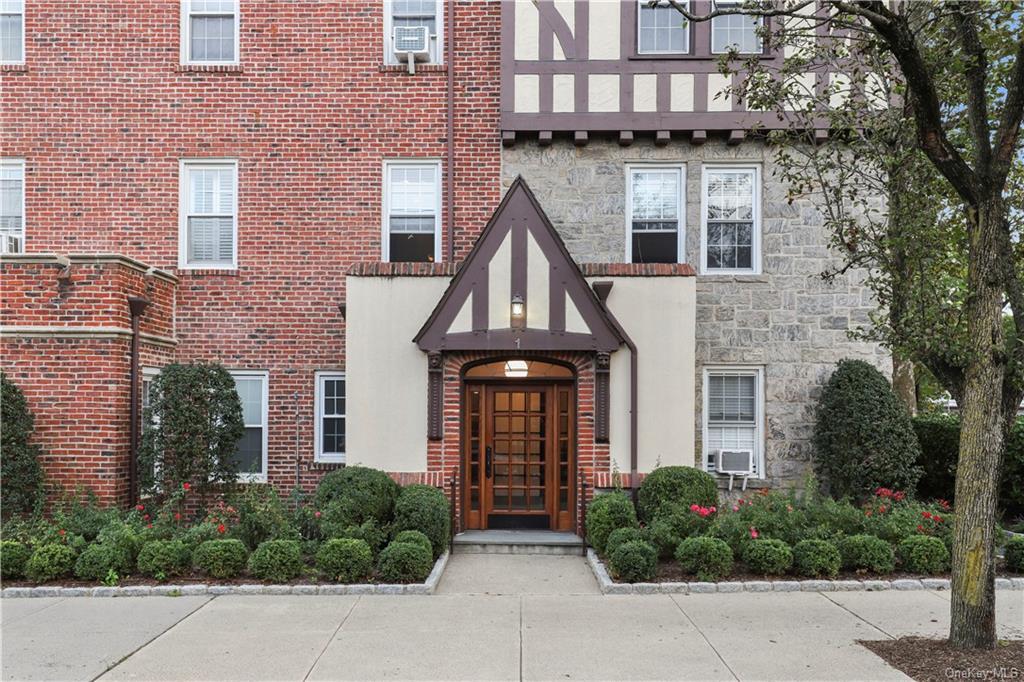 1 Cedar St Unit 1D, Bronxville, NY 10708 Condo for Rent in Bronxville