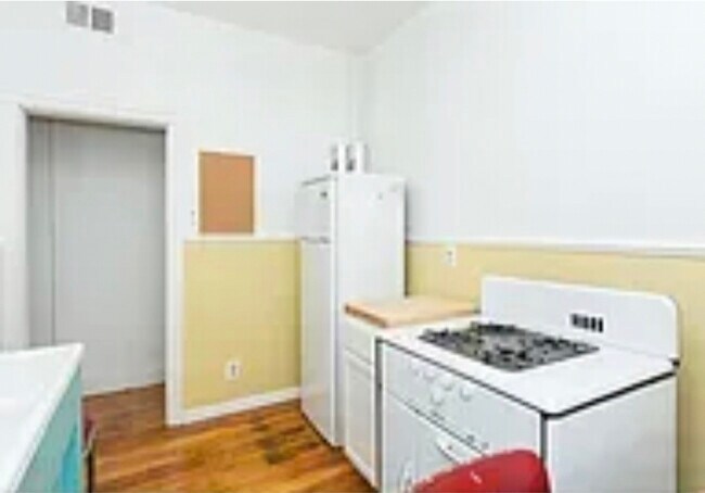 Foto del edificio - 5111 Wayne Ave