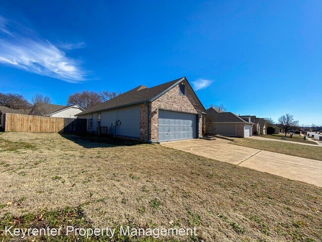 Building Photo - 4 br, 2 bath House - 2320 W Mobile Place