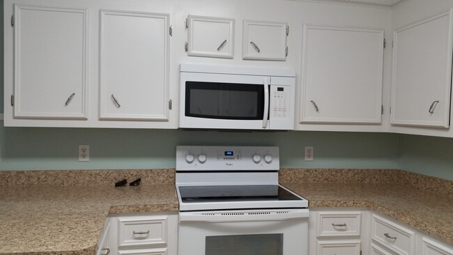 Building Photo - 1200 Black Walnut Ct