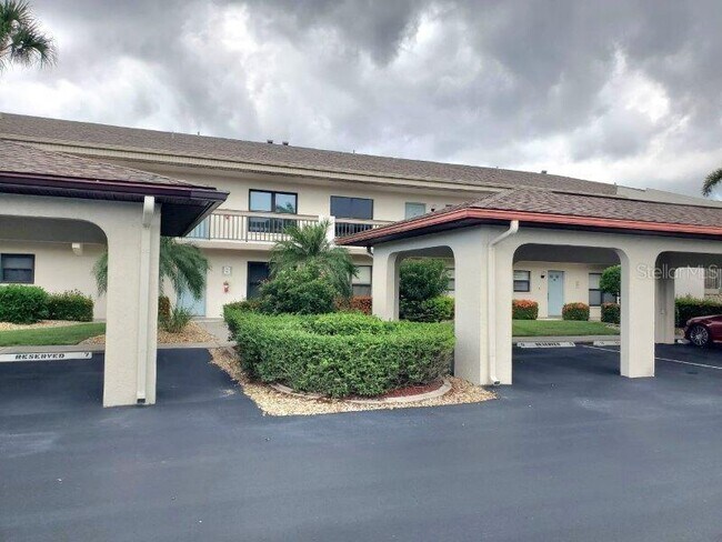 Foto del edificio - 245 Coldeway Dr