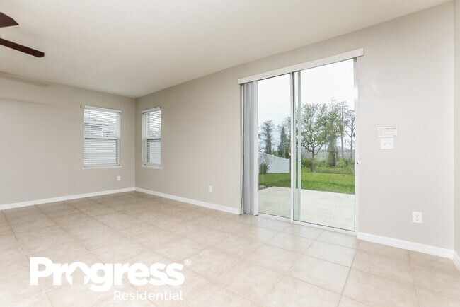 Foto del edificio - 123 Prairie Falcon Dr
