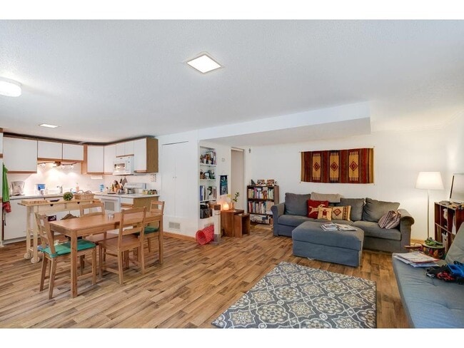 Building Photo - 4005 W 44th St