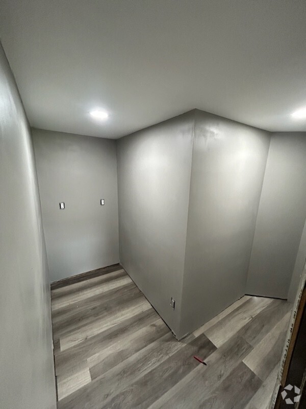 Brand new built closet - 128 Graywood St