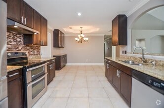 Building Photo - 18818 Driftwood Springs Dr
