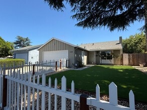 Building Photo - 1268 Flickinger Ave