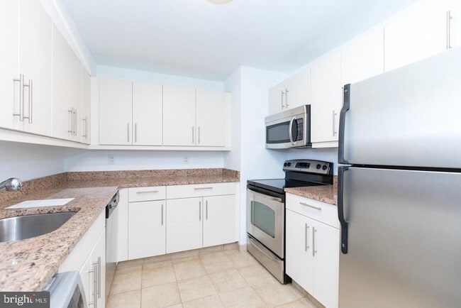 Foto del edificio - 219 S 18th St