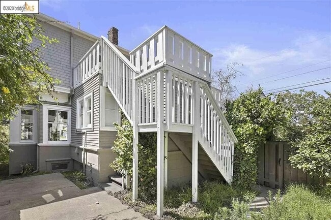 Building Photo - 1729 Milvia St