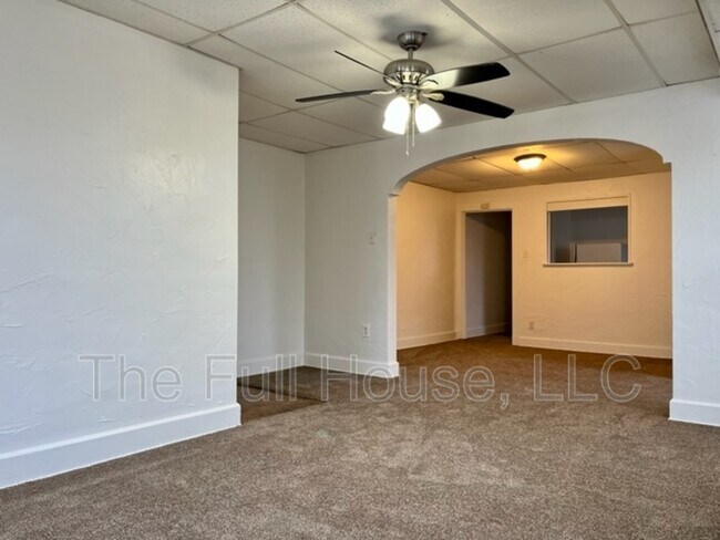 Building Photo - 1300 Braddock Ave