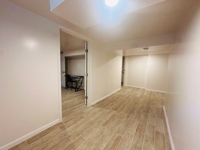 Building Photo - 8536 Mathilda Ave