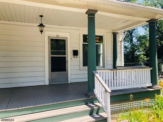 Building Photo - 29 Liberty St