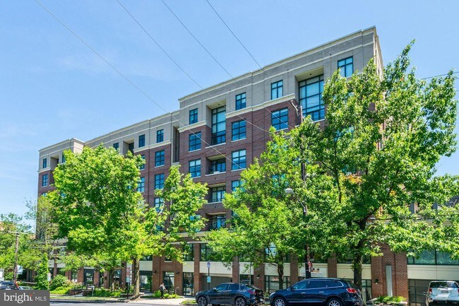 Building Photo - 4750 41st St NW