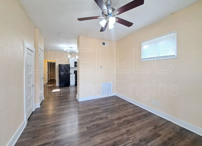 Foto del edificio - 2751 Alford Ave