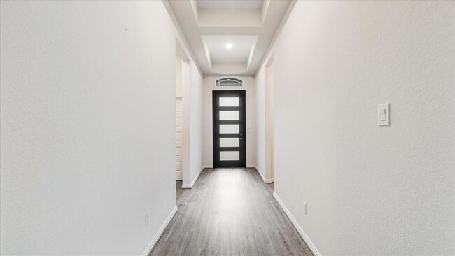 Foto del edificio - 814 Thomas Ridge Ln