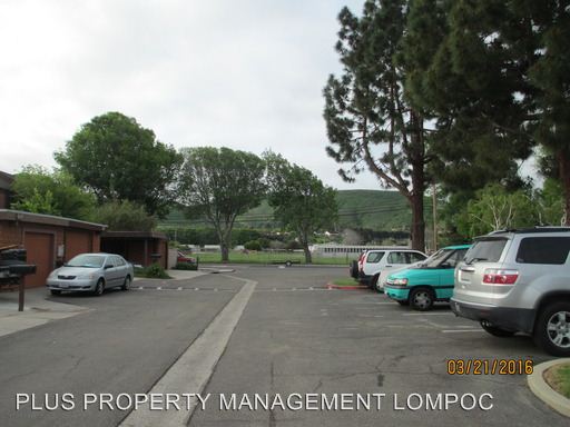 Building Photo - 845 E Cypress Ave