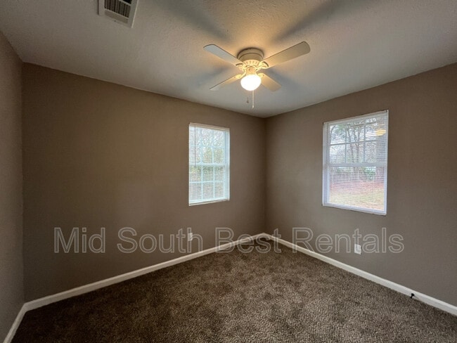 Building Photo - 3536 Ashford Rd