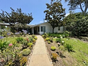 Building Photo - 3030 San Juan Dr