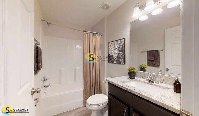 Foto del edificio - 7203 Midway Terrace