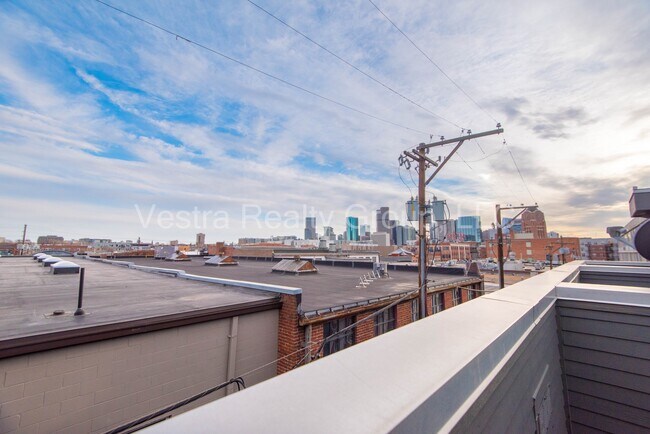 Foto del edificio - 2680 Blake St