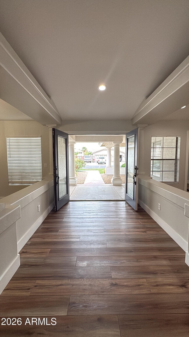 Foto del edificio - 13528 W Windsor Blvd