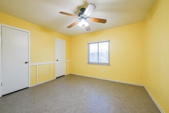 Building Photo - 2514 General Colony Dr