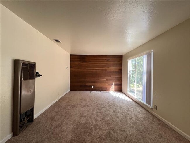 Building Photo - 4741 San Juan Ave