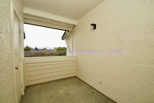 Foto del edificio - Updated Meadow Oaks One Bedroom