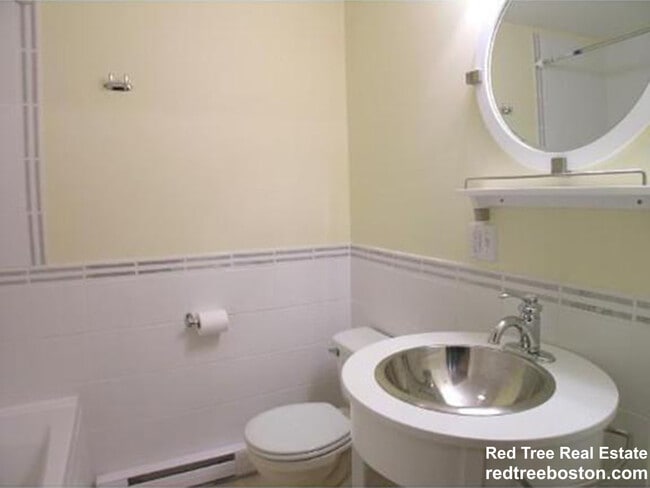 Photo - 702 Massachusetts Ave Apartment