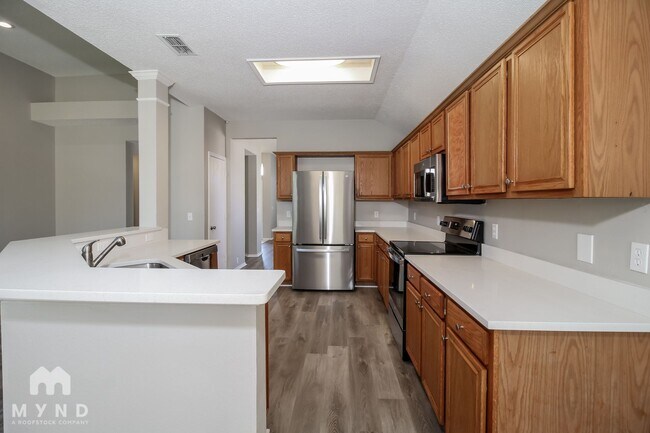Foto del edificio - 2606 Wandering Oak Dr