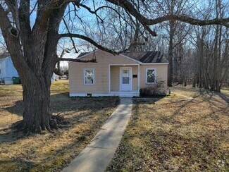 Building Photo - 682 Plater St