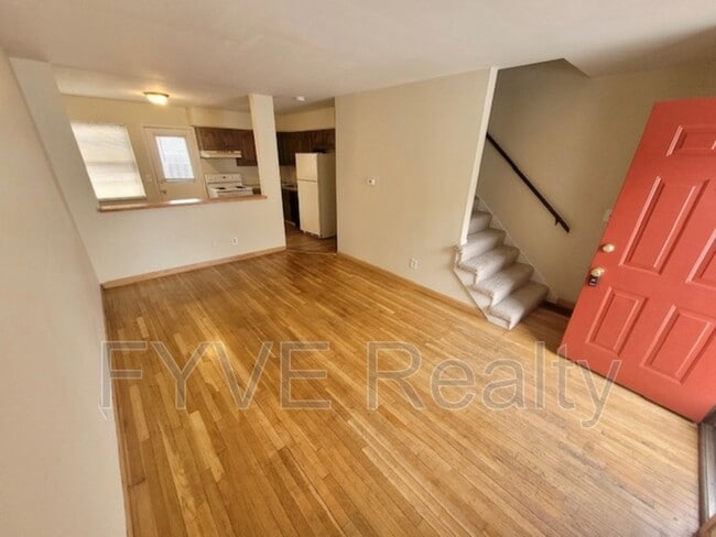 Building Photo - 5745 Pine Tree St S