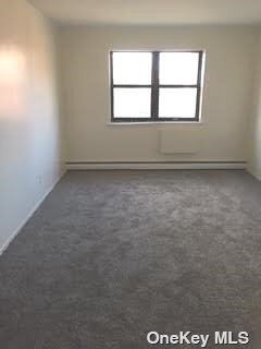 Foto del edificio - 240-35-240-70 70th Ave