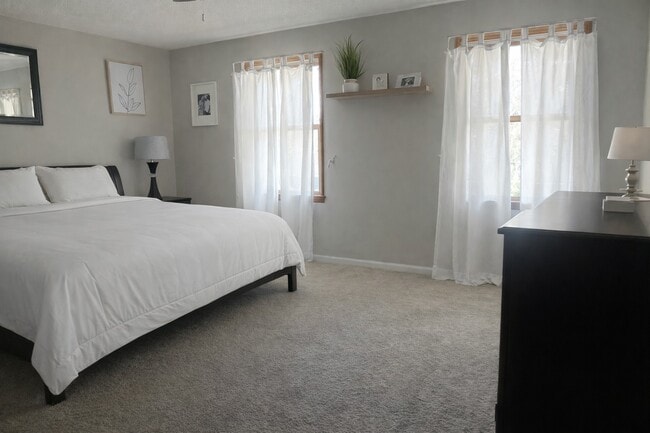 Foto del edificio - 609 Willowood Pkwy