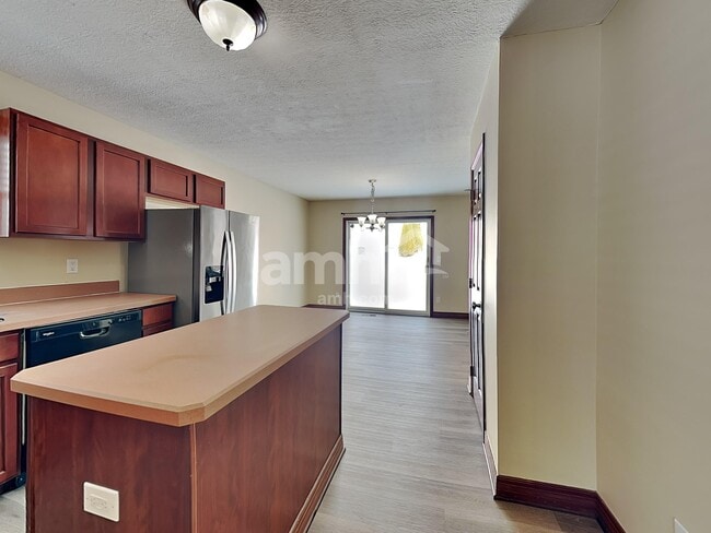 Building Photo - 1305 Harold Stewart Pky