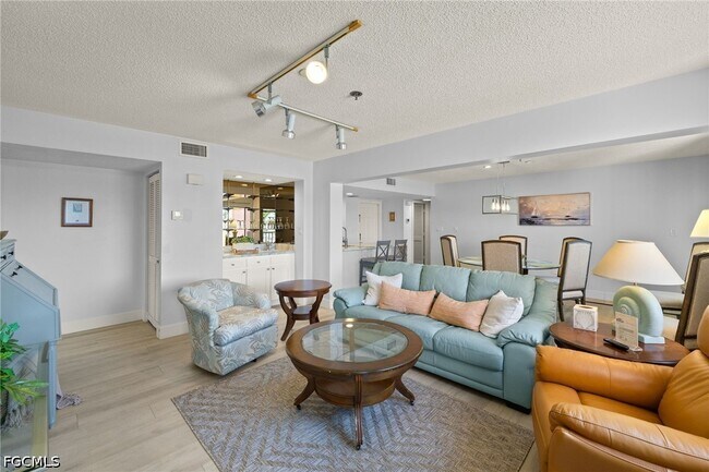 Foto del edificio - 3170 Matecumbe Key Rd
