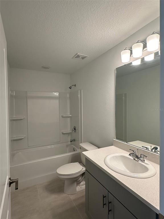 Foto del edificio - 2743 Puffin Pl