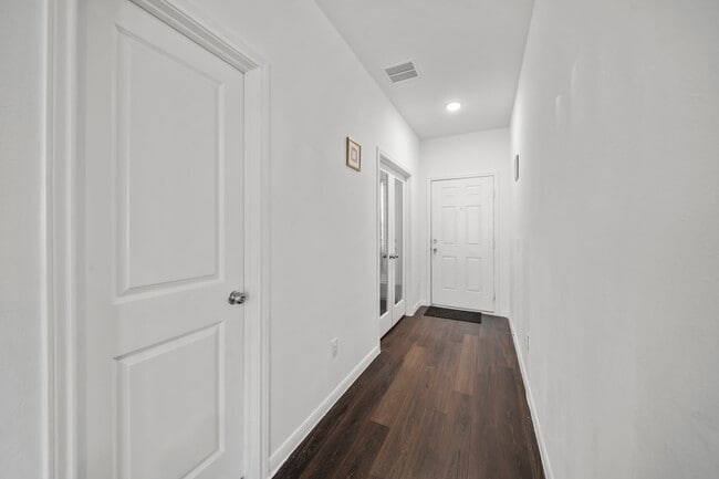 Foto del edificio - 116 Chestnut Gate Dr