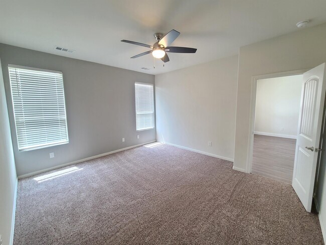 Building Photo - 7320 Fossell Ranch Rd