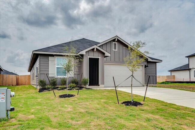 Foto del edificio - 320 Yosemite Dr