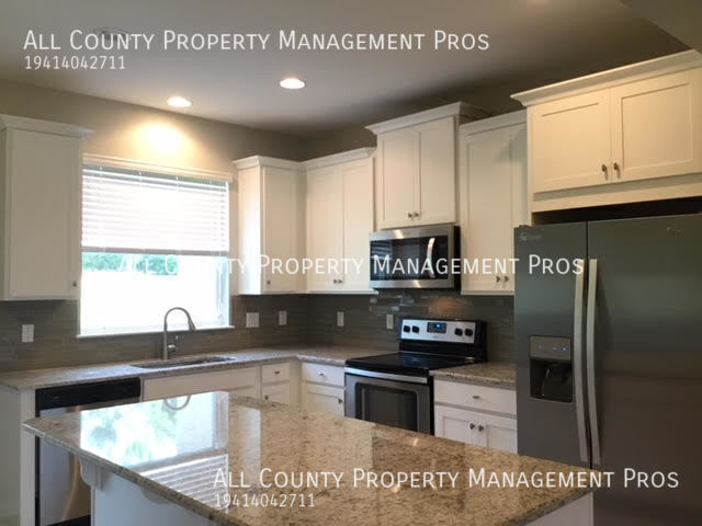 Building Photo - 12459 Trailhead Dr
