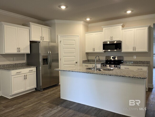 Foto del edificio - 14836 Dayton Cir