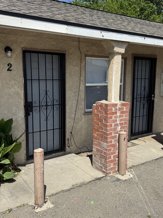 Building Photo - 801 Atwater Blvd