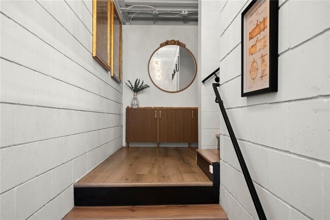 Foto del edificio - 1312 E Washington St