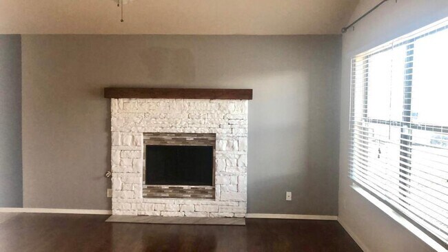 Foto del edificio - 4812 Red Canyon Ct