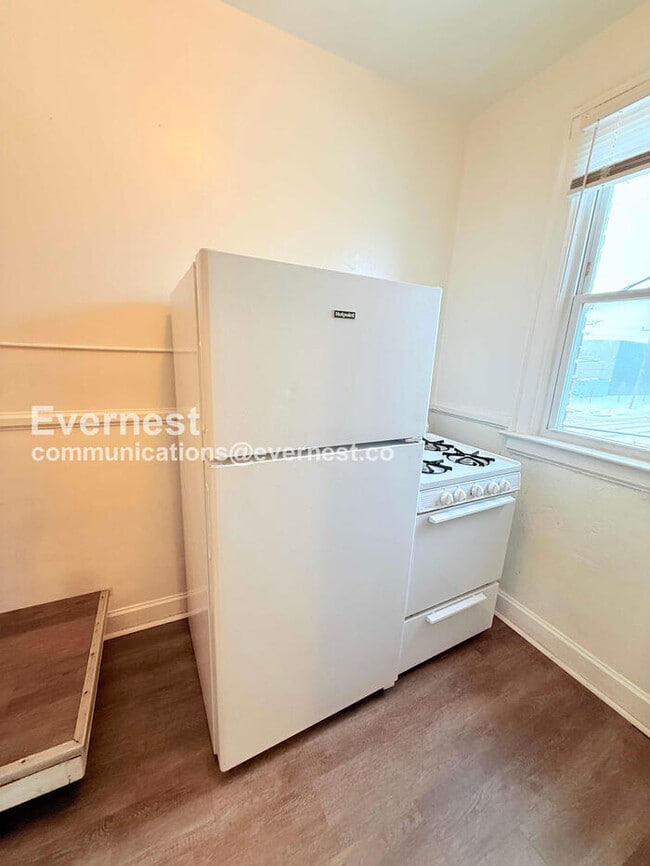 Foto del edificio - 12003 Prairie St