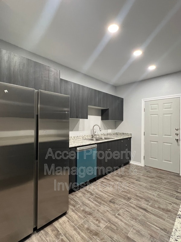 Foto del edificio - 5909 Puffin Ave