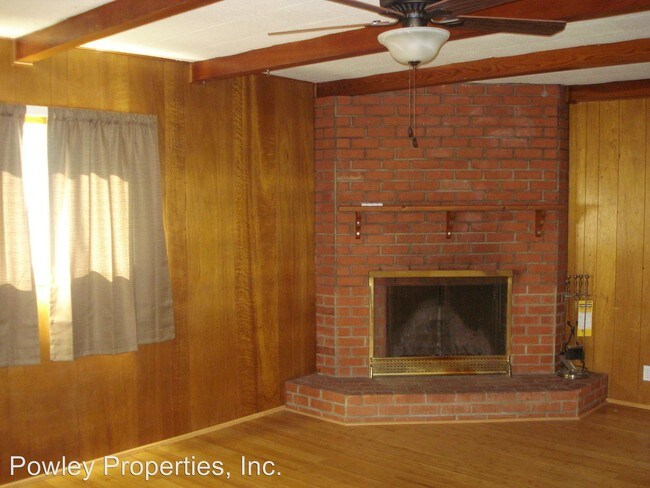 Building Photo - 15223 Fonthill Ave